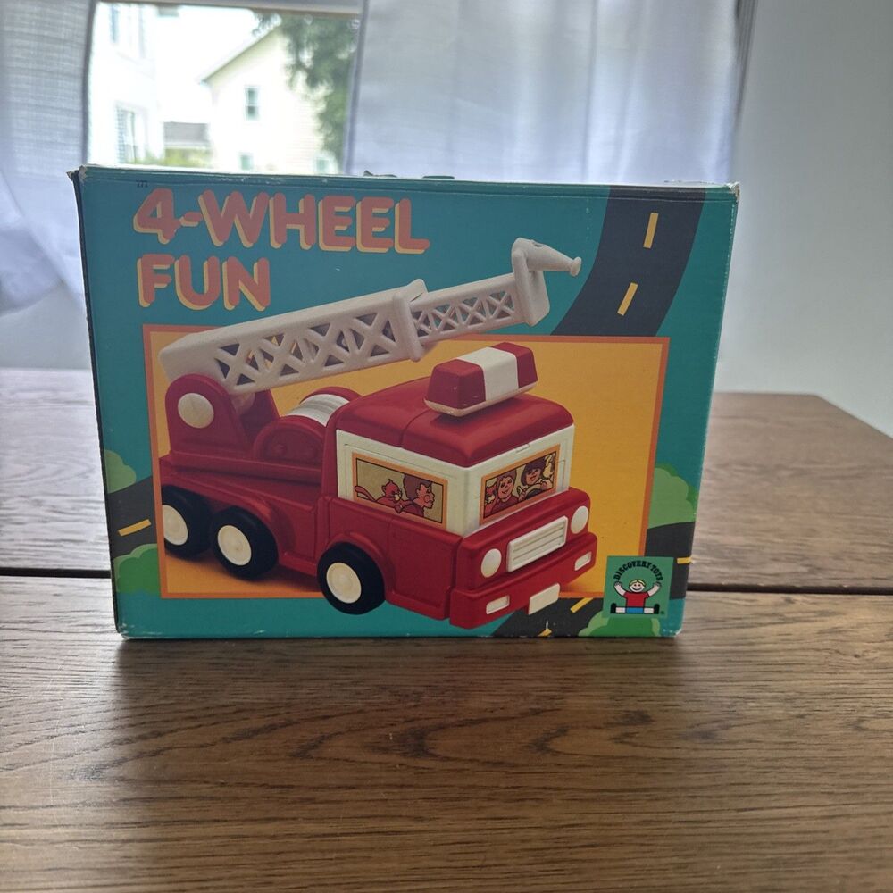 1990 Discovery Toys 4-Wheel Fun Build A Fire Dump Truck Set Vintage MISSING 1 PC